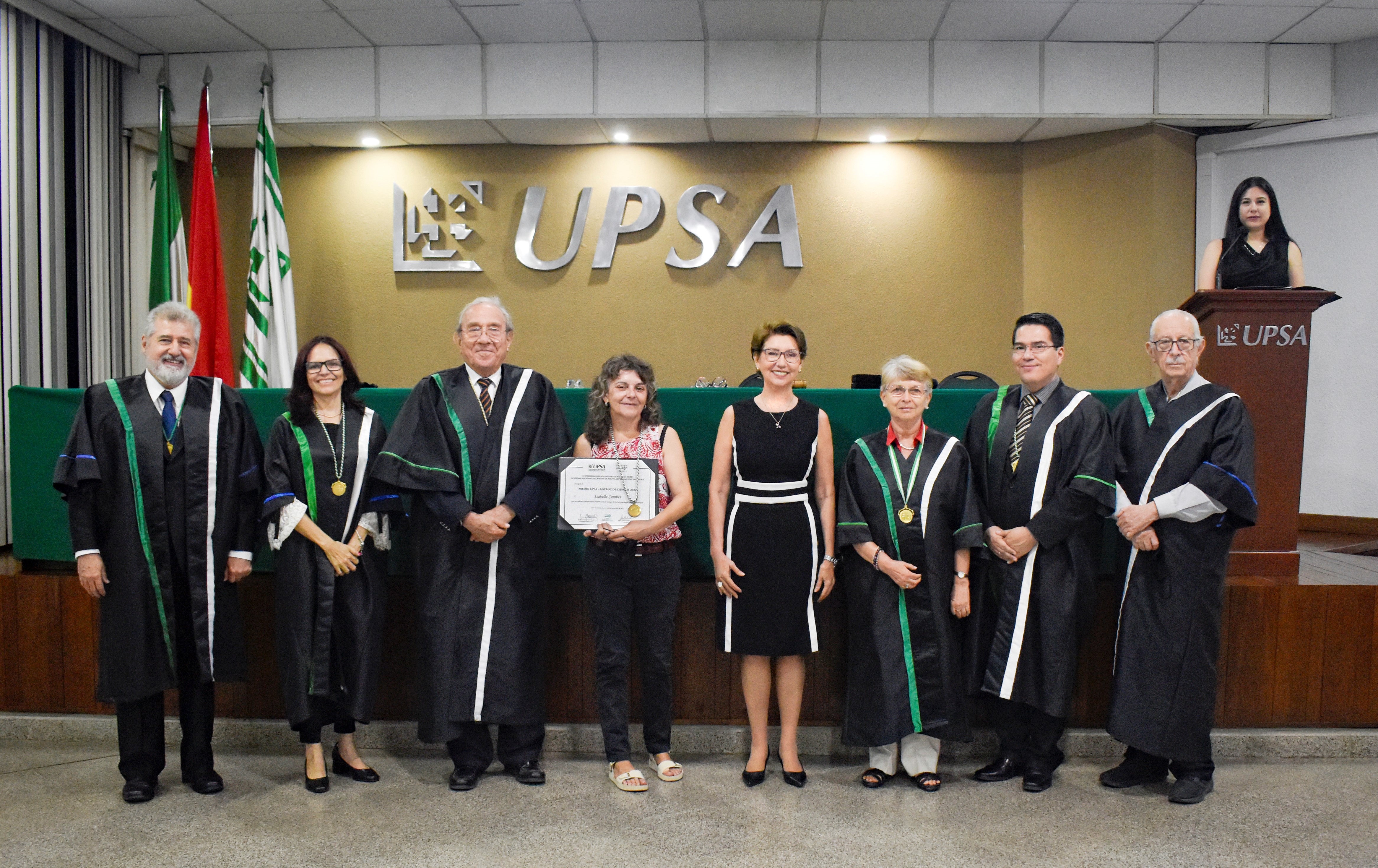 6º Premio de Ciencia UPSA-ANCB fue para Isabelle Combes