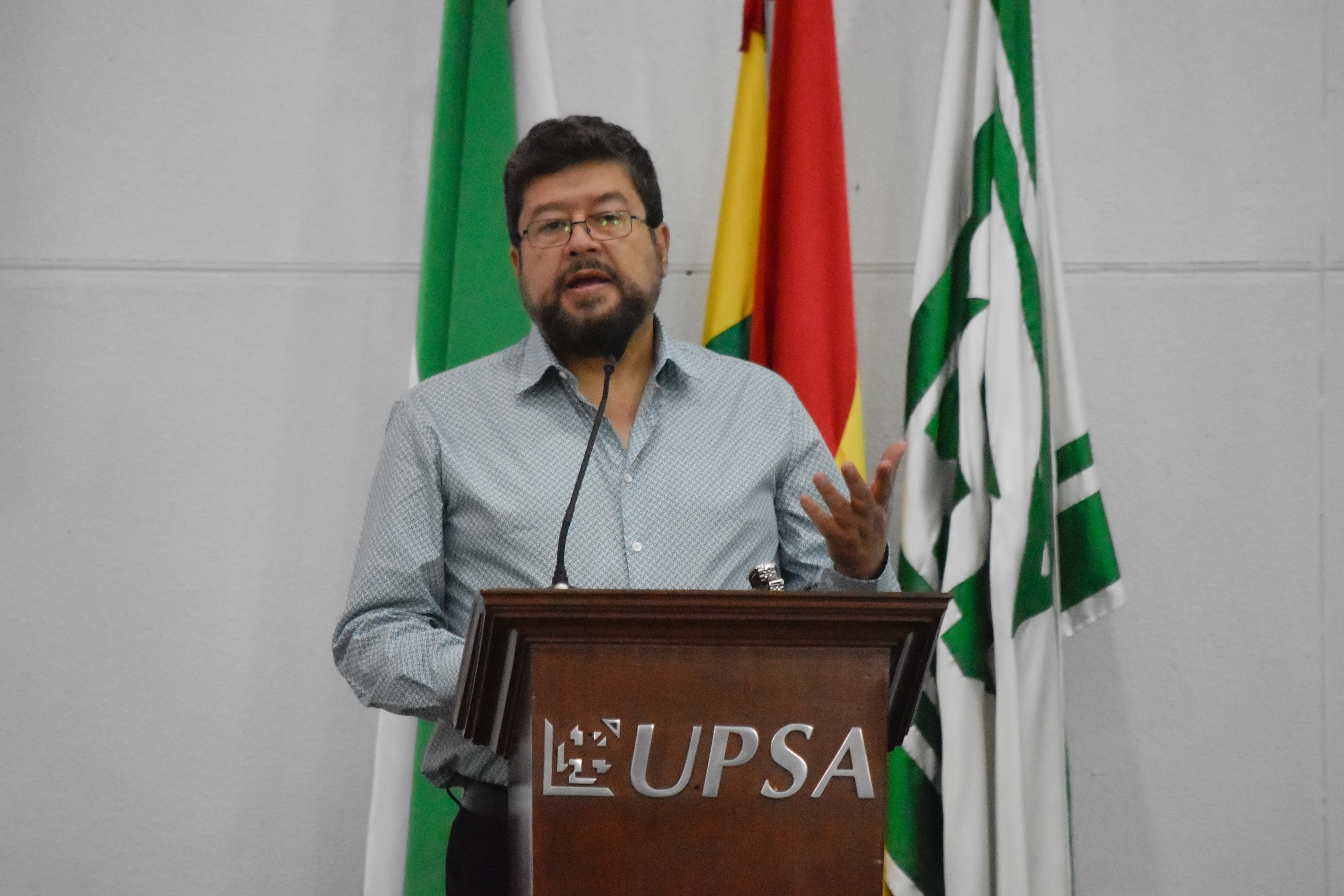 Conferencia Magistral 'Emprender en Bolivia'