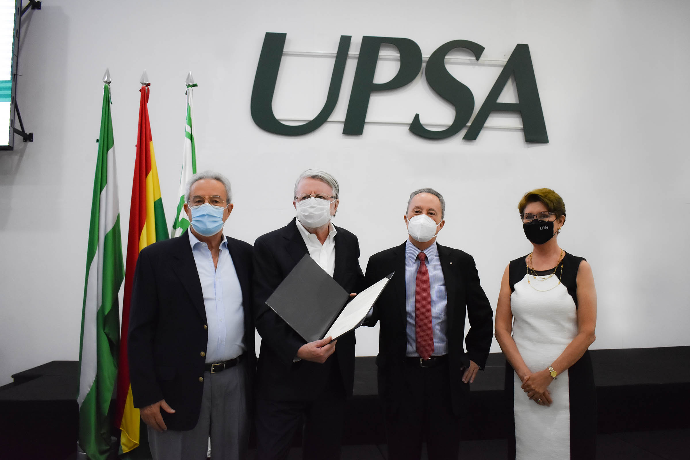 UPSA inauguró Cátedra Manfredo Kempff Mercado